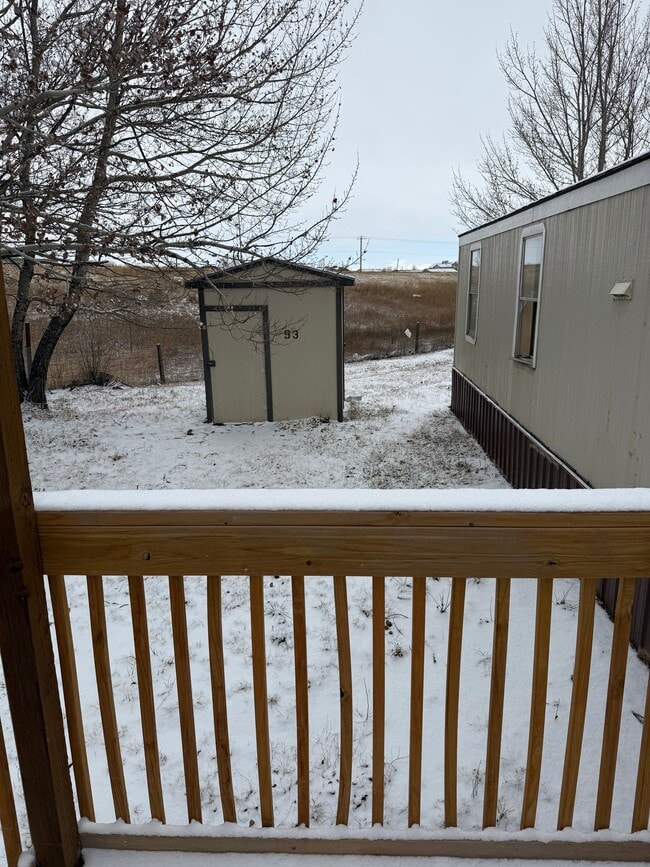 Building Photo - 953 N McCue St