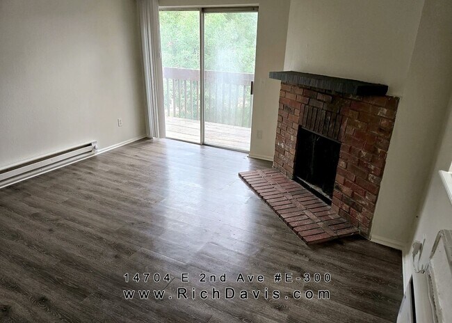 Foto del edificio - Great location off Sable and 2nd with lots...