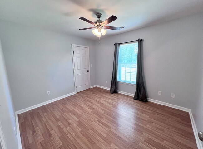 Foto del edificio - For Rent Davie County