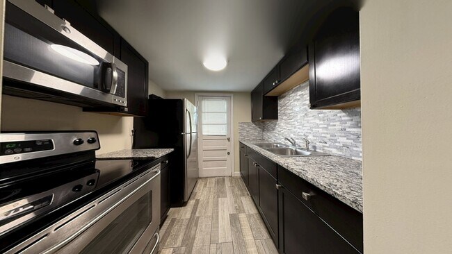 Foto del edificio - 2 N Fernwood Ave