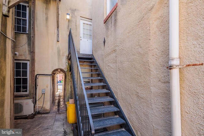 Foto del edificio - 906 S Charles St