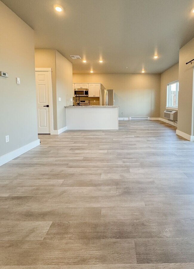 Foto del edificio - Pet Friendly 2 bed/ 2 bath unit at Soldier...