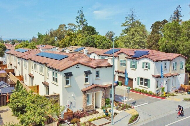 Foto del edificio - Beautiful 3-bedroom home in Fremont – Built in 2022!