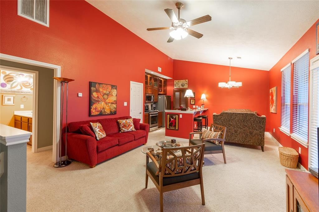 Foto principal - 811 Bradford Ave