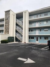 Building Photo - 300 64th Ave