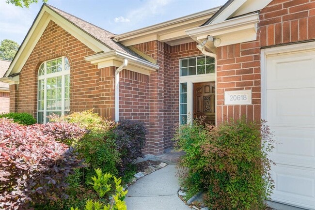 Building Photo - 20618 Louetta Oak Dr