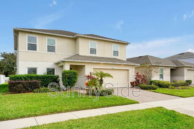 Building Photo - 10116 Grande Lp