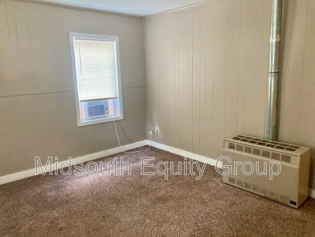 Building Photo - 108 Muse St