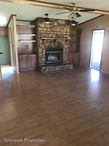 Building Photo - 3 br, 3 bath House - 2139 Lakeshore Dr