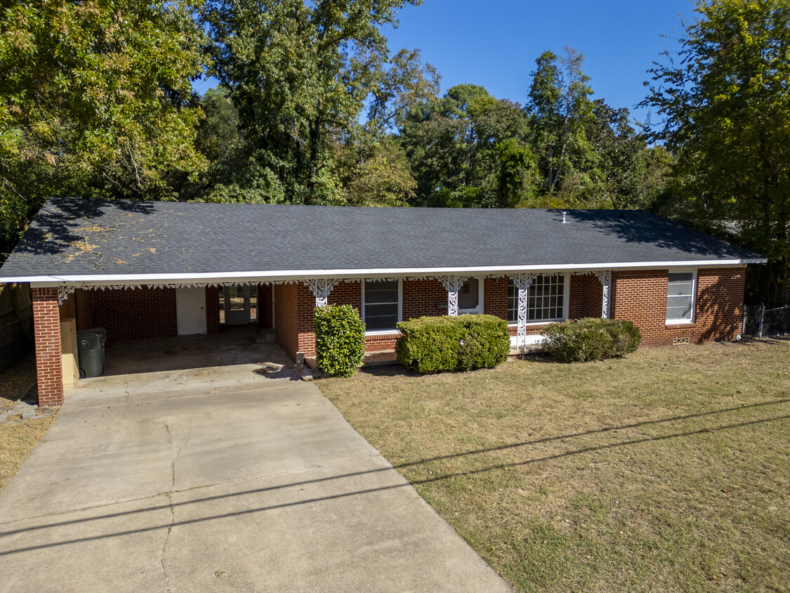 Primary Photo - 2914 Tanglewood Dr