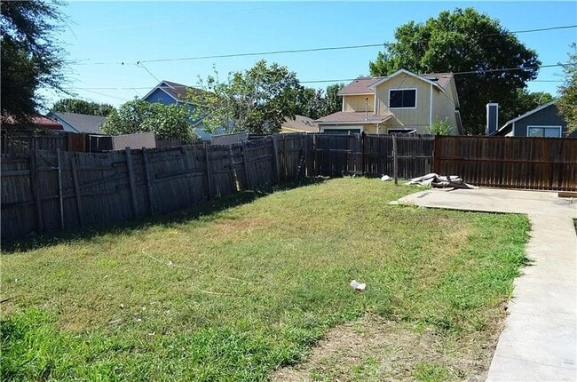 Photo - An unbeatable location that offers both convenience and luxury. House