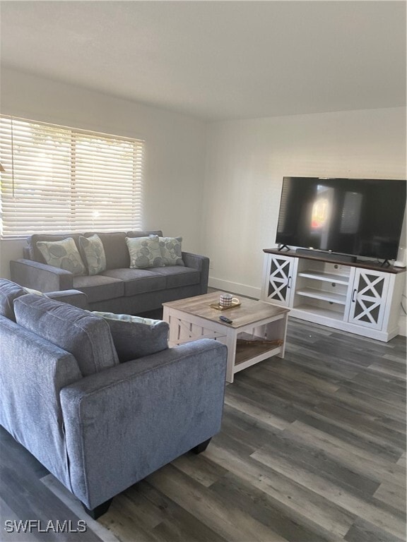 Building Photo - 4617 Bayshore Dr