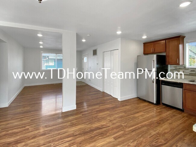 Building Photo - Charming 3-Bed Home with Granite Counterto...