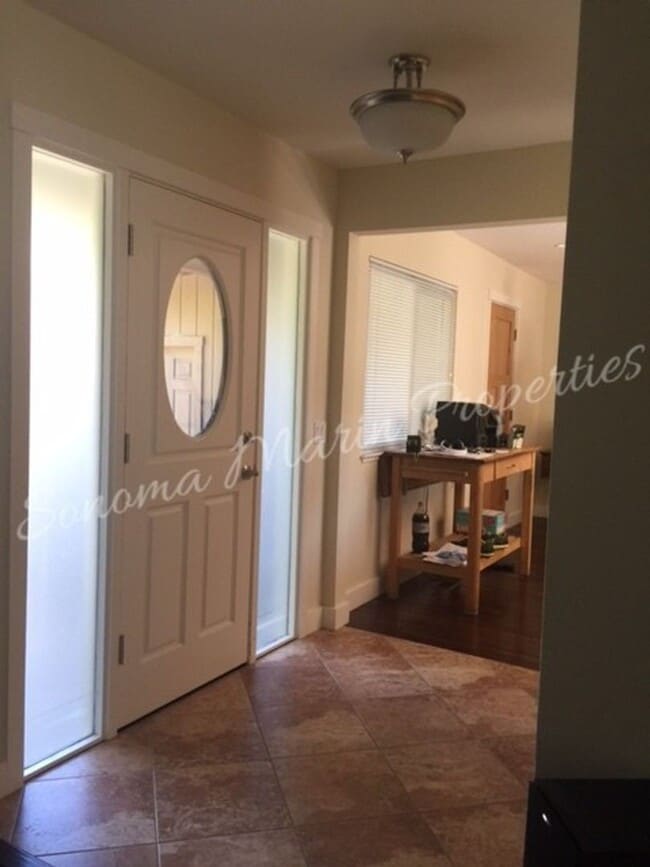 Building Photo - Great 3br/2ba Rincon Valley Home ~ Sonoma ...