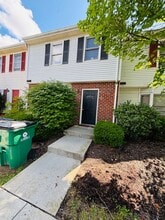 Building Photo - 2511 Ridge Rd