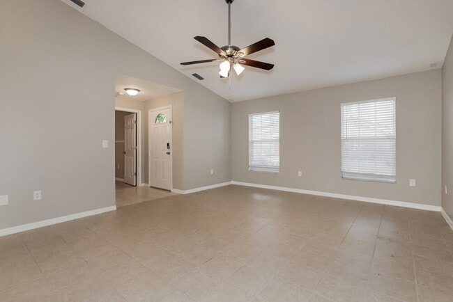 Building Photo - 8524 Queen Brooks Ct
