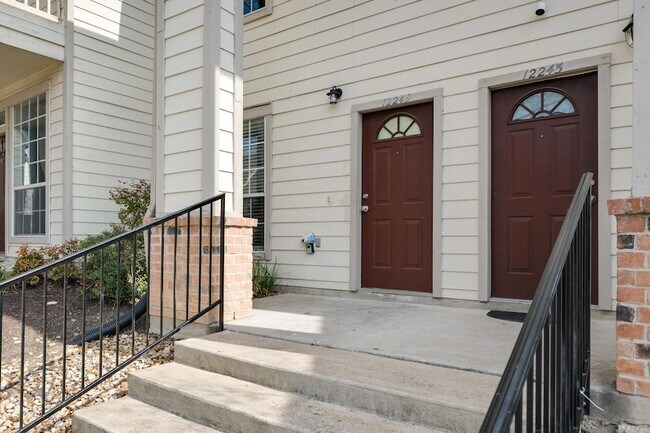Foto del edificio - 12249 Abbey Glen Ln