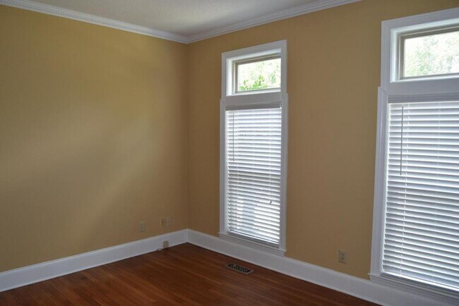 Foto del edificio - 571 Billingswood Dr