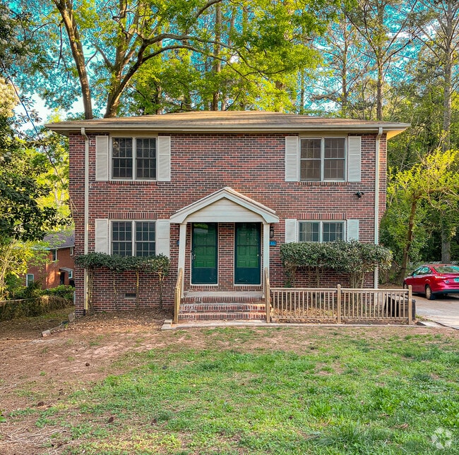 The Lakes at Stone Mountain Apartments for Rent with Utilities Included Stone Mountain, GA 1