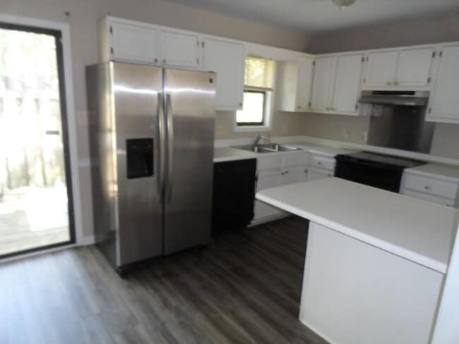 Building Photo - Countrytown Townhomes Hope Mills, NC