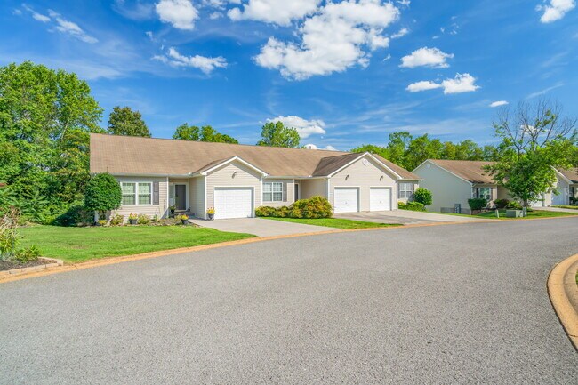 Photo - 1034 Brittany Deanne Ln House