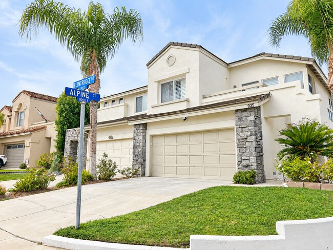Foto del edificio - 935 S Flintridge Way