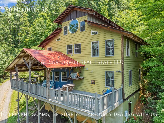 Building Photo - Fully custom cabin with amazing views by W...
