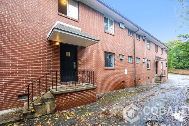 Photo - 905 Greenwood Ave NE Apartment