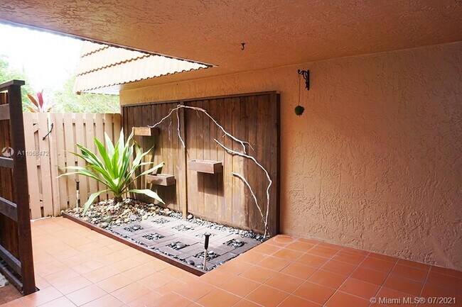 Foto del edificio - 11112 N Harmony Lake Cir