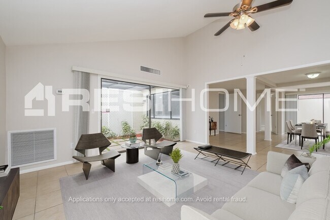 Building Photo - 7508 Rocky Point Dr