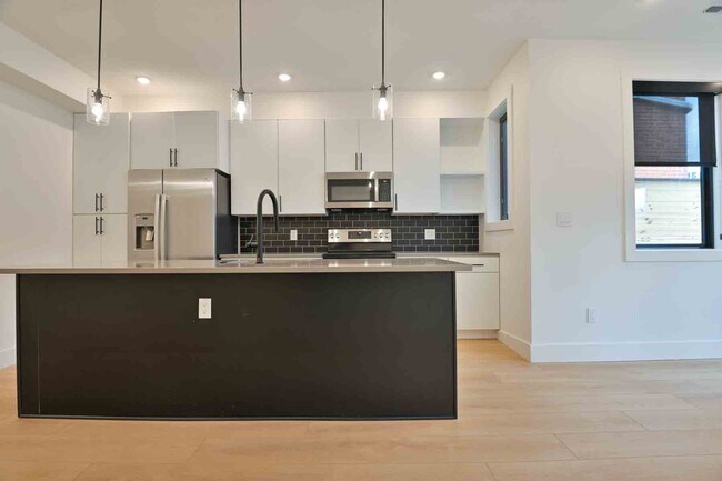 Foto del edificio - 2641 4th St NE