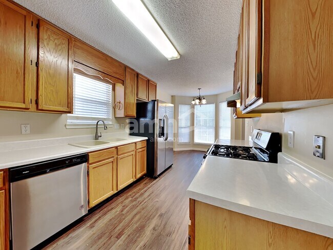 Foto del edificio - 4718 Vineyard Ct