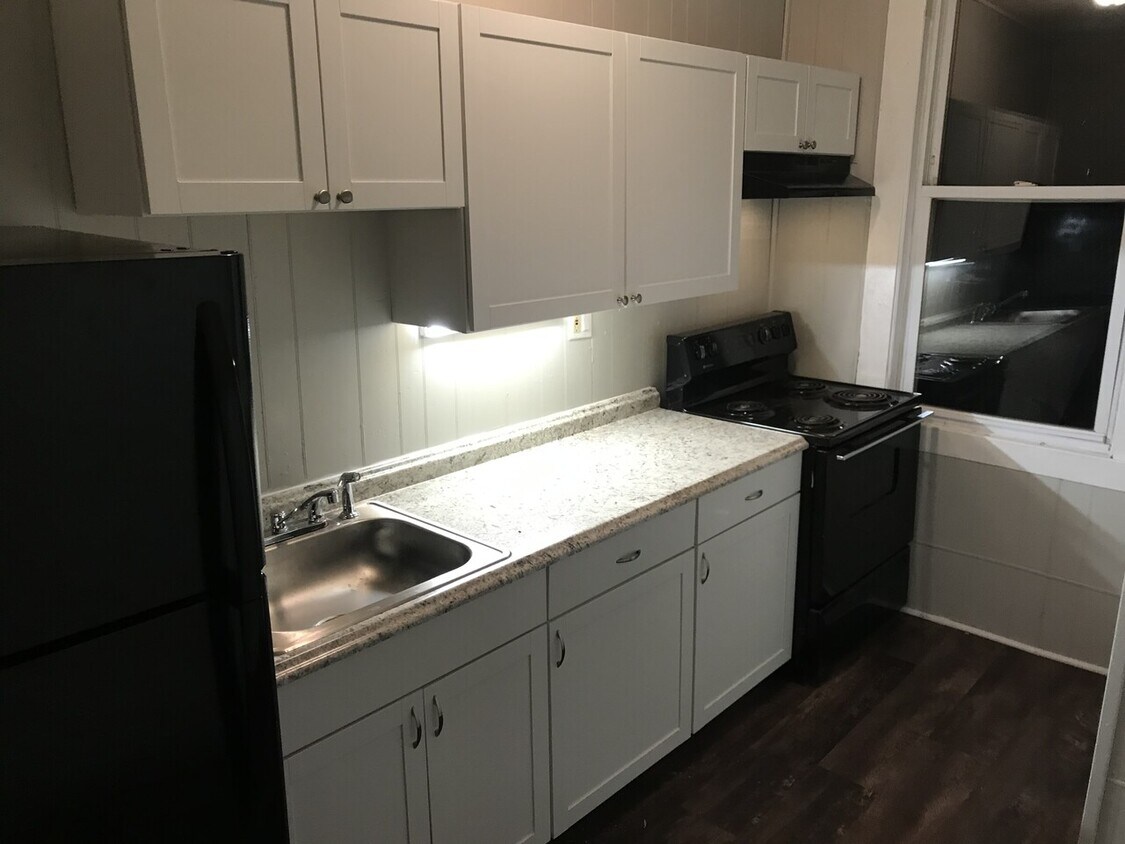 634 Main St Unit A1, Tobyhanna, PA 18466 Condo for Rent in Tobyhanna