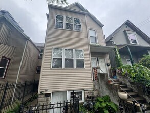 Building Photo - 1938 N Drake Ave