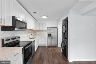 Building Photo - 12603 Red Pepper Ct