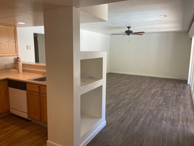 Kitchen/ Livingroom - 2001 E 7th St