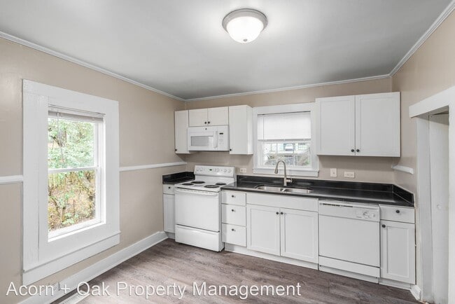 Building Photo - 2 br, 1 bath House - 203 Clay Street