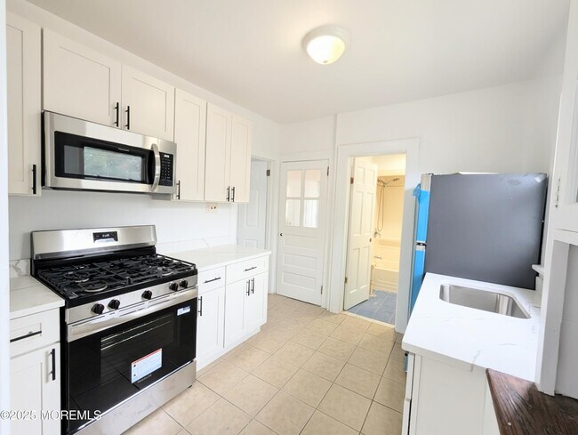 Foto del edificio - 53 Ramsey Ave