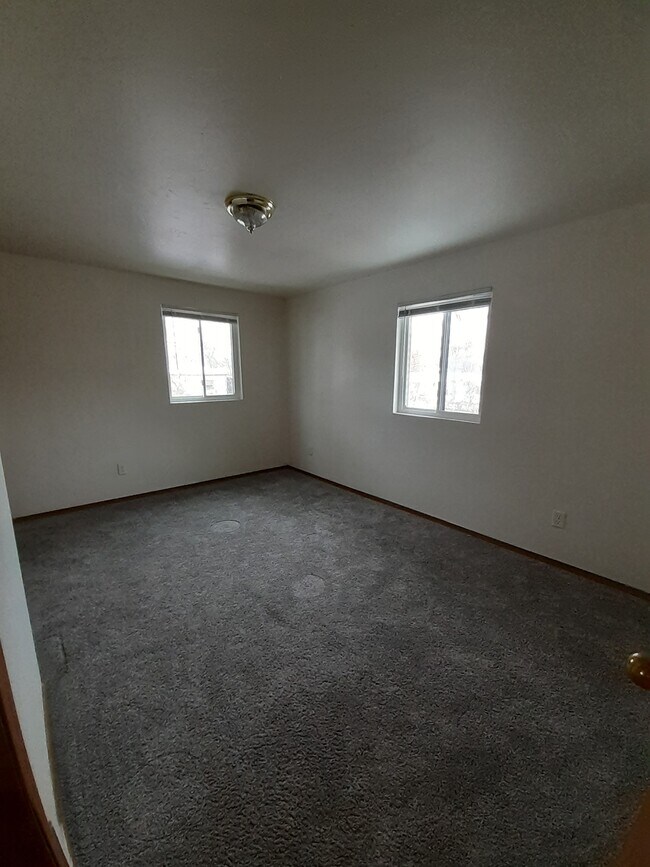 Building Photo - 308 Leeland St