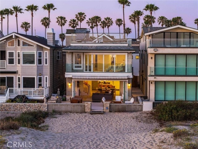 Building Photo - 7304 W Oceanfront