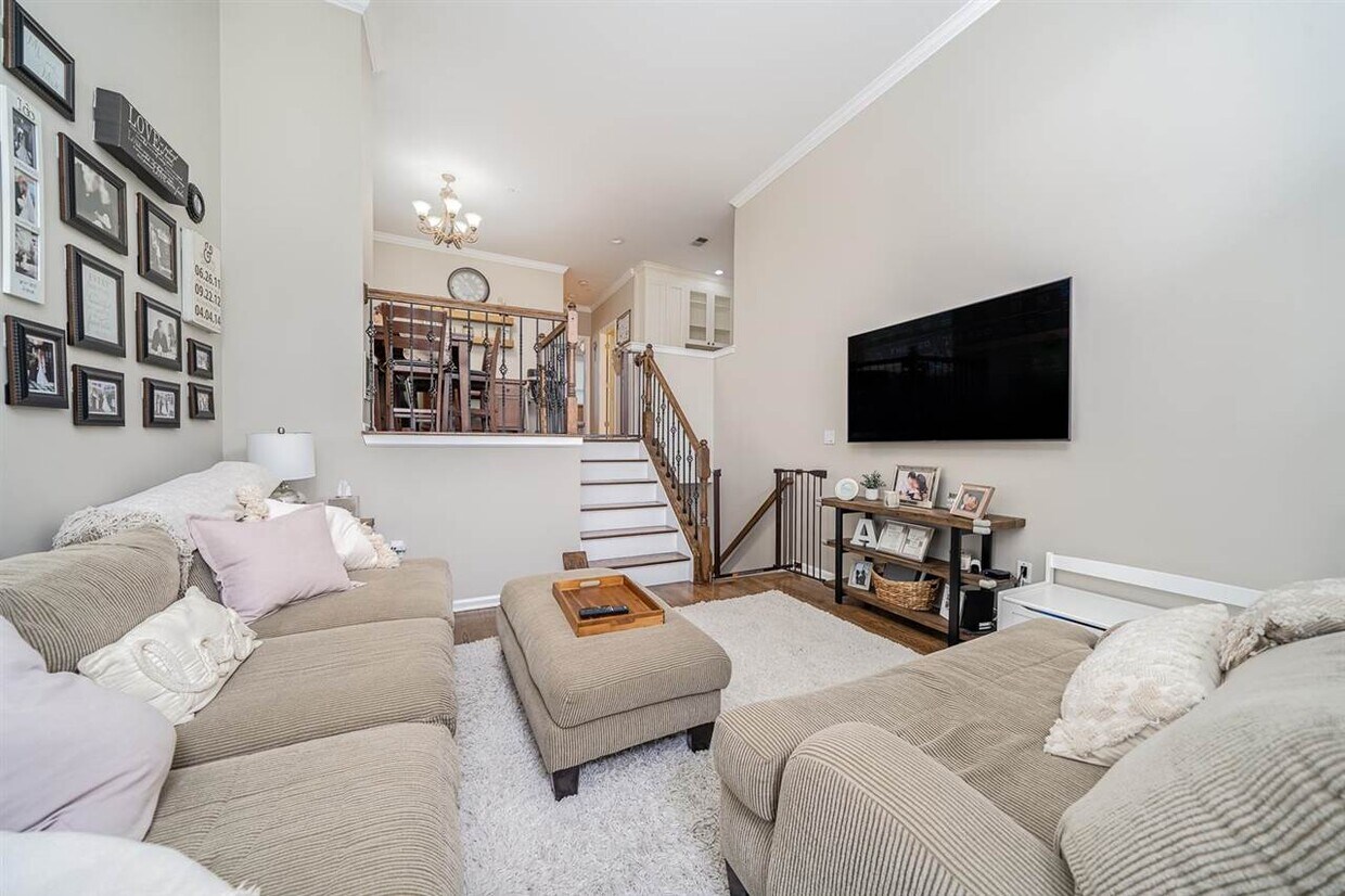 Foto principal - 368 Kingston Ct
