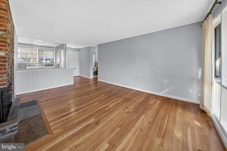 Building Photo - 6020 Cheshire Dr