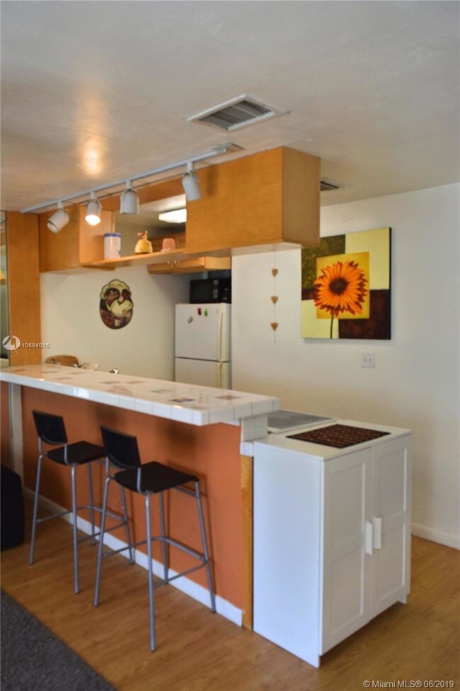 Foto del edificio - 1012 SE 15th St