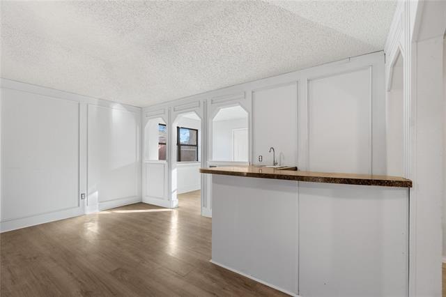 Foto del edificio - 6930 Thornwood Dr