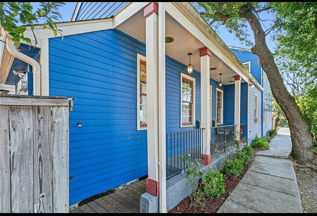 Building Photo - 505 3rd St