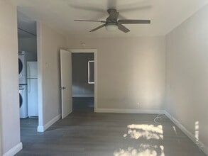 Building Photo - 1917 New Jersey St