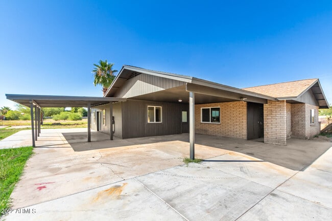 Building Photo - 37290 N Schnepf Rd