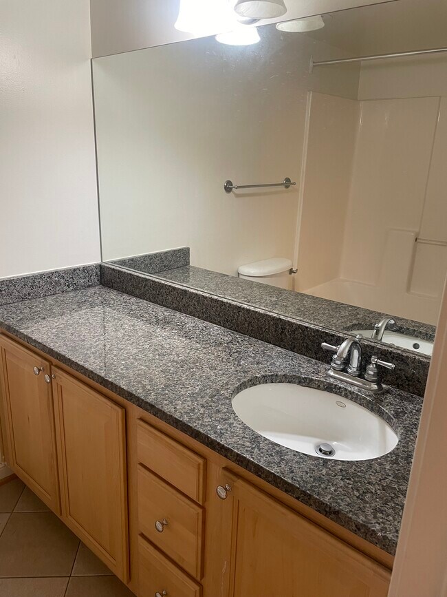 Building Photo - Warder Mansion