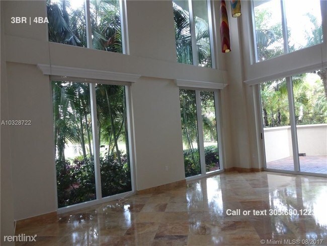 Building Photo - 1745 E Hallandale Beach Blvd