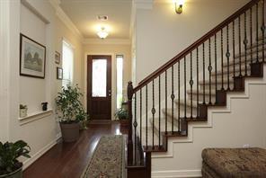 Foto del edificio - 3030 Royal Oaks Crest